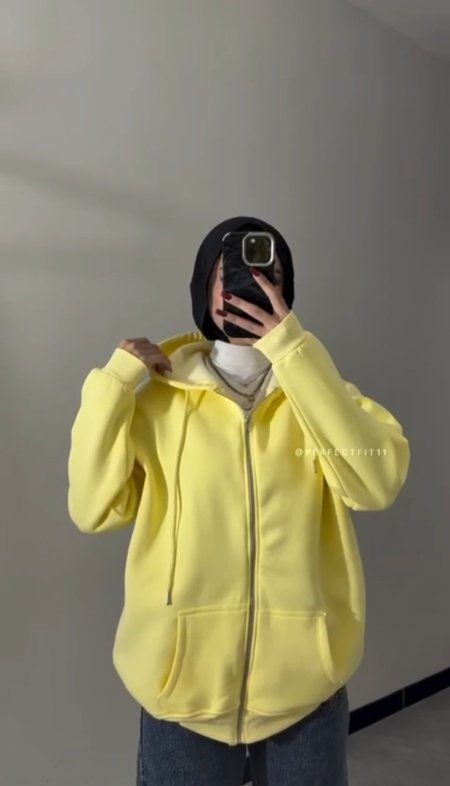 سويتر قطن اصفر